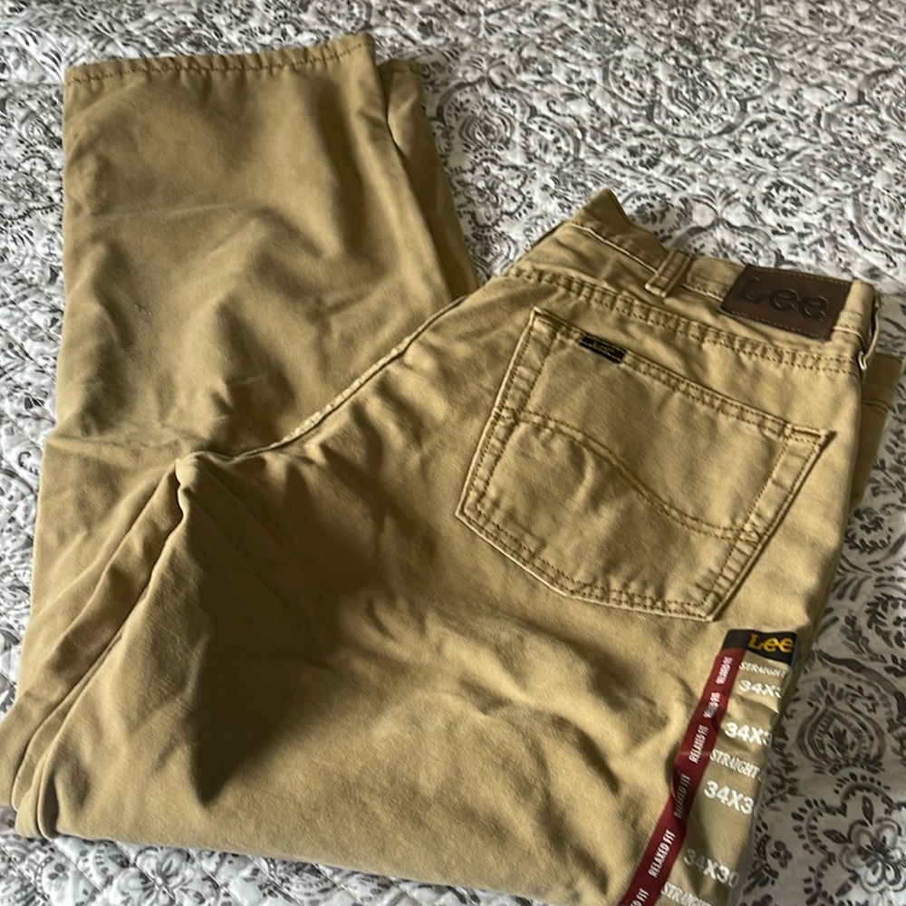 Men’s Lee Flannel lined pants 34 X 30 Relaxed fit. Brand new with tags